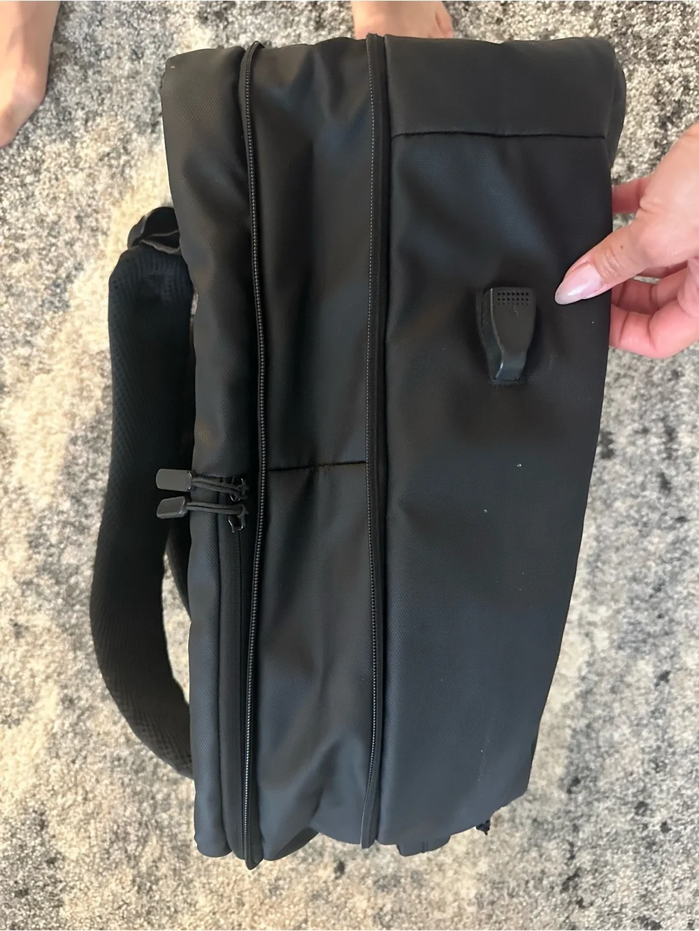 N/A sleek black